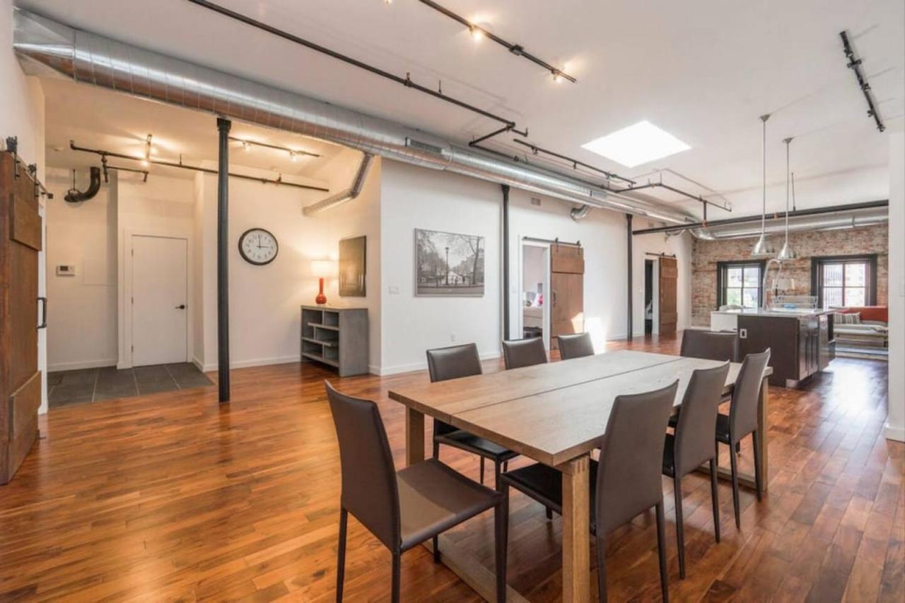 Apartment Pristine 3 Bedroom Million-dollar Loft Elevator Parking