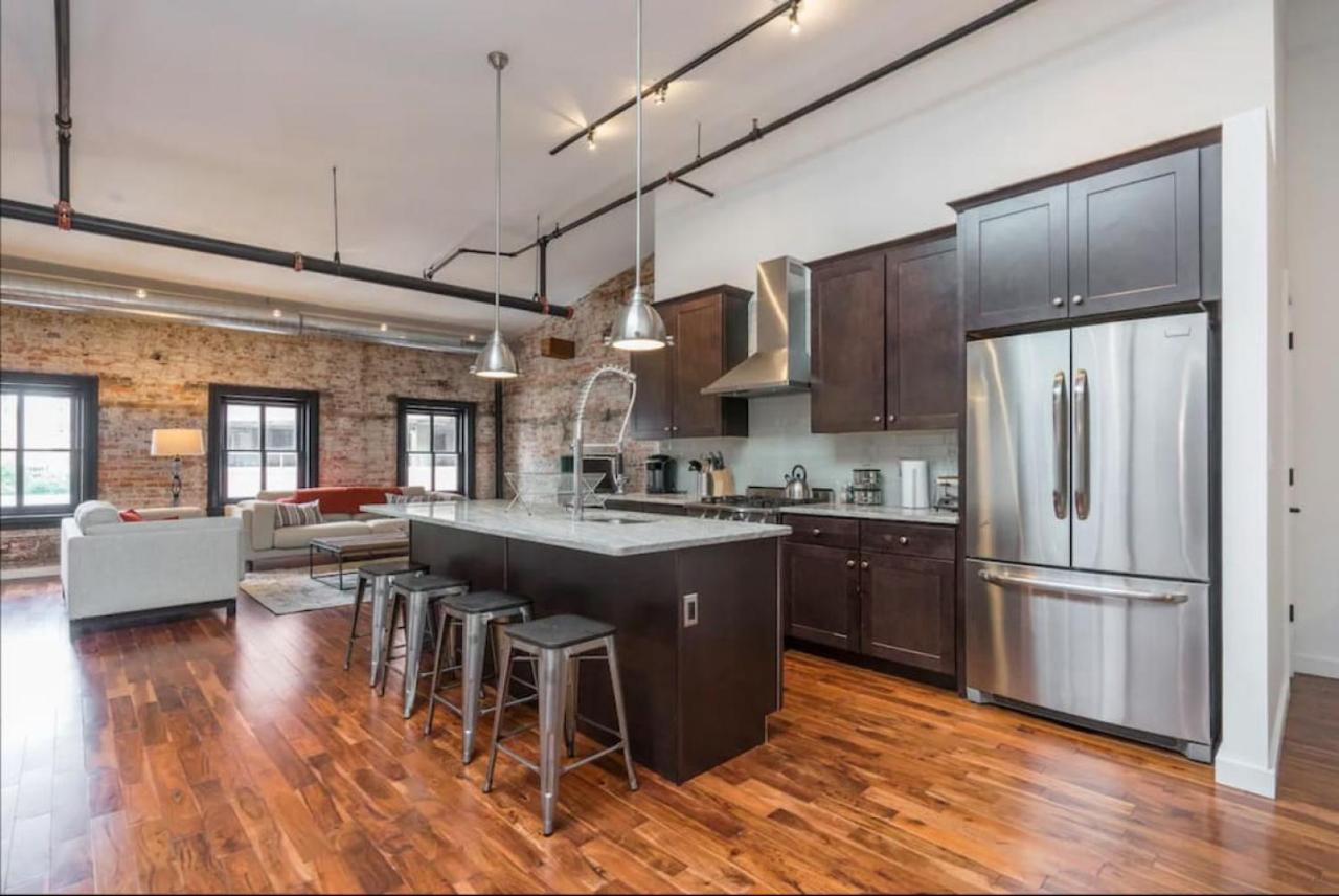 Pristine 3 Bedroom Million-dollar Loft Elevator Parking Philadelphia