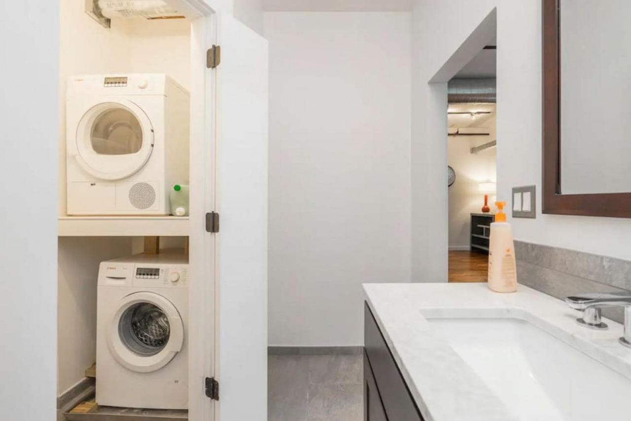 Pristine 3 Bedroom Million-dollar Loft Elevator Parking Apartment Philadelphia